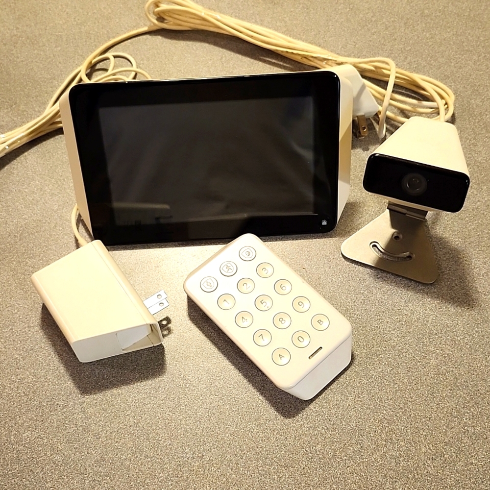 Xfinity home security hub, key pad & camera